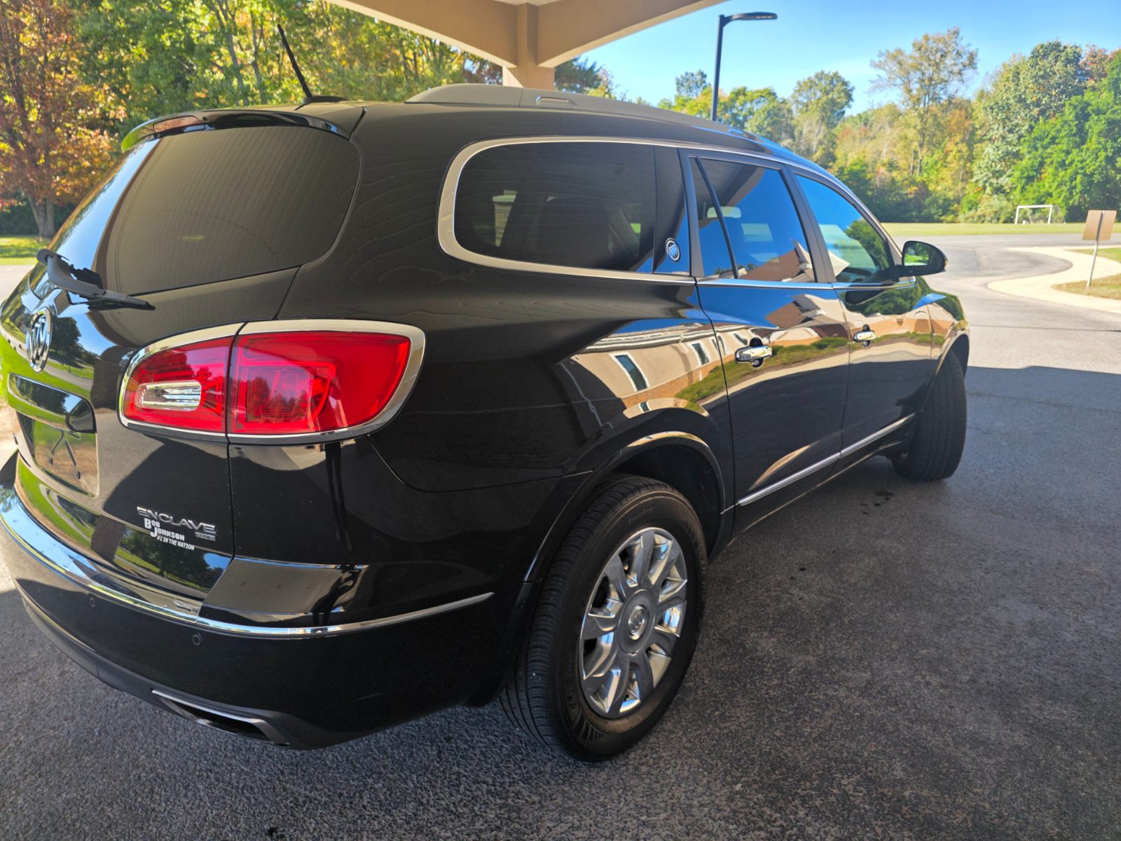 Buick Enclave for sale at Chili Auto Outlet — photo 5