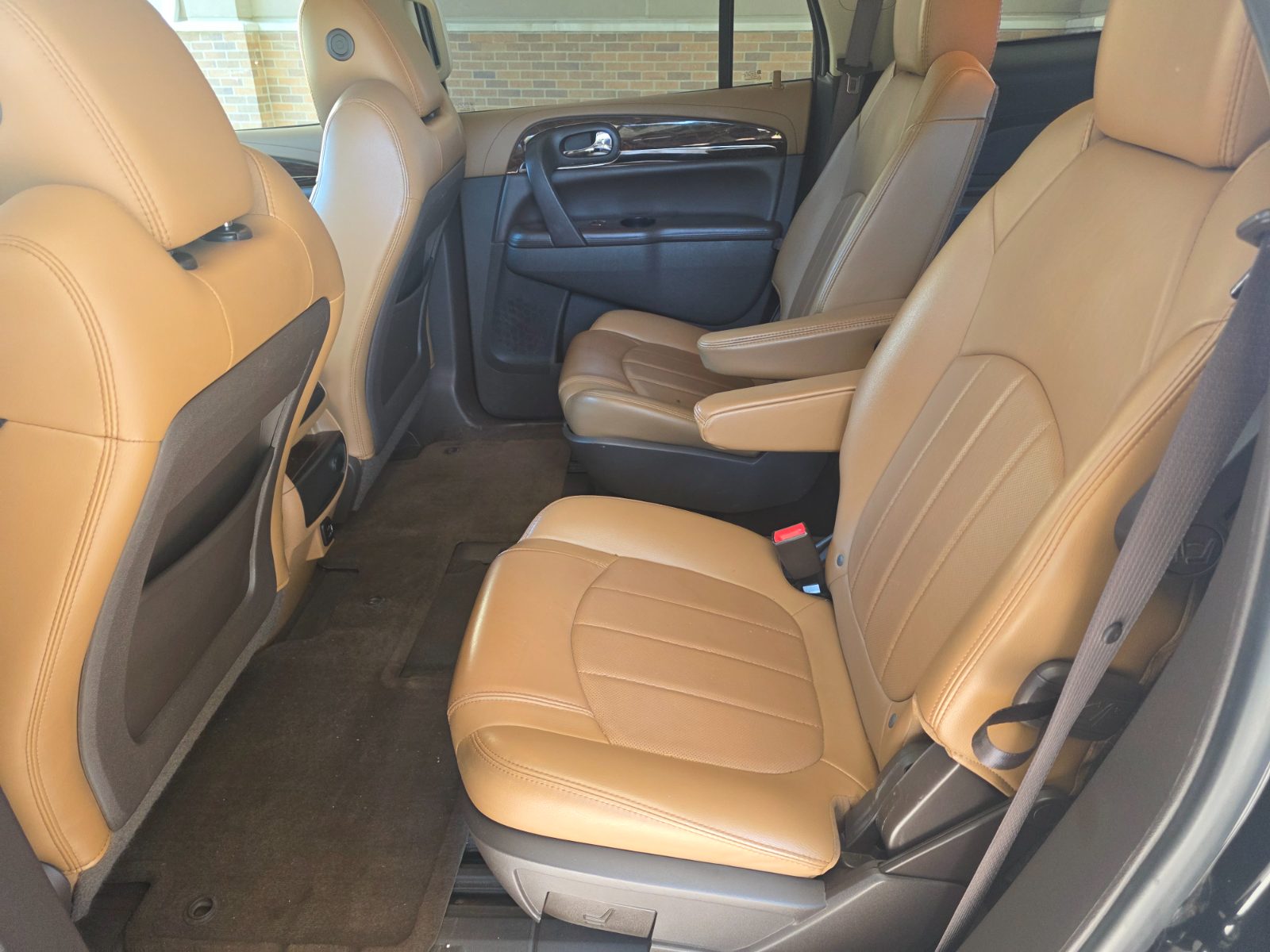 Buick Enclave for sale at Chili Auto Outlet — photo 12