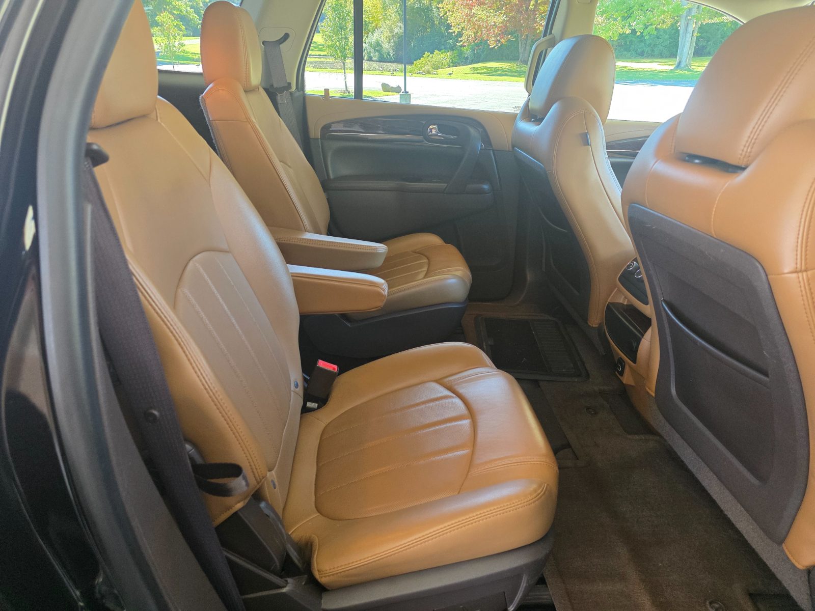 Buick Enclave for sale at Chili Auto Outlet — photo 16
