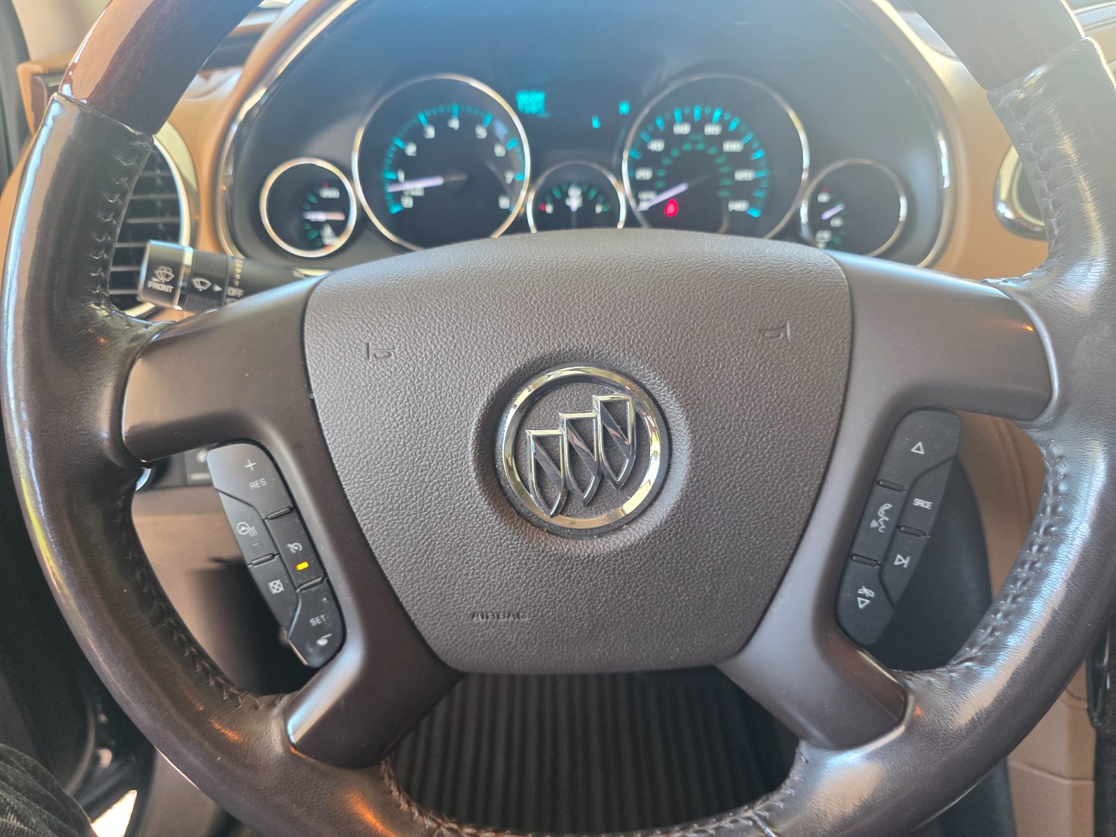 Buick Enclave for sale at Chili Auto Outlet — photo 21