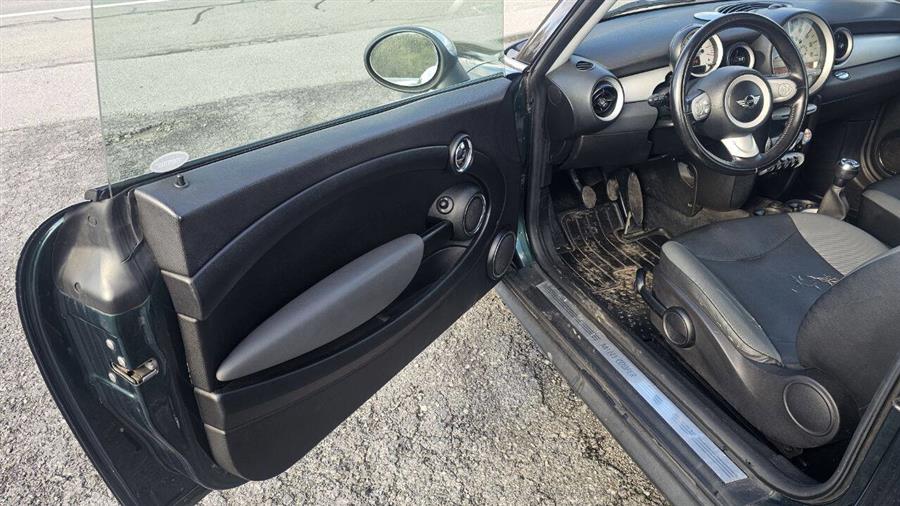 Mini Cooper Clubman photo 12