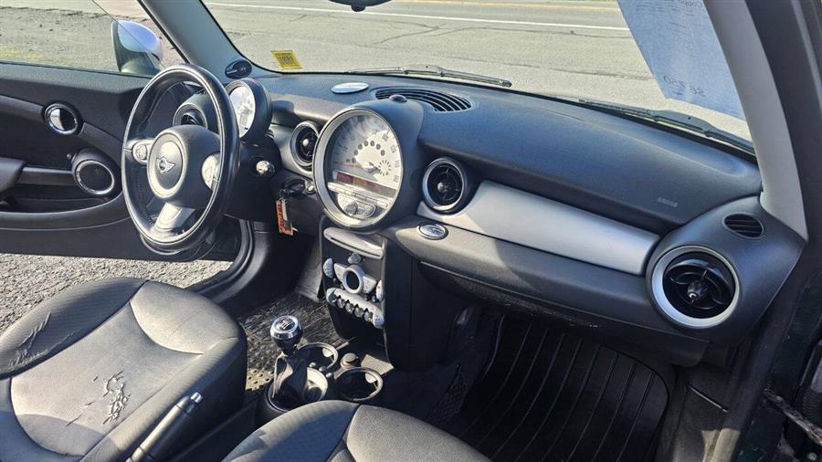 Mini Cooper Clubman photo 18