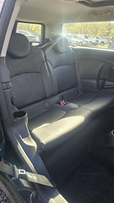 Mini Cooper Clubman photo 22