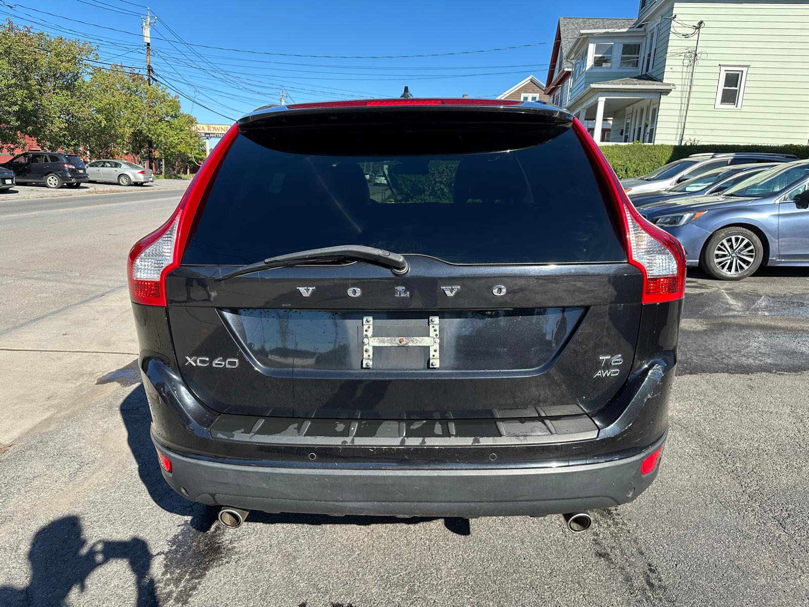 Volvo Xc60 for sale at Next Level Wholesale — photo 3