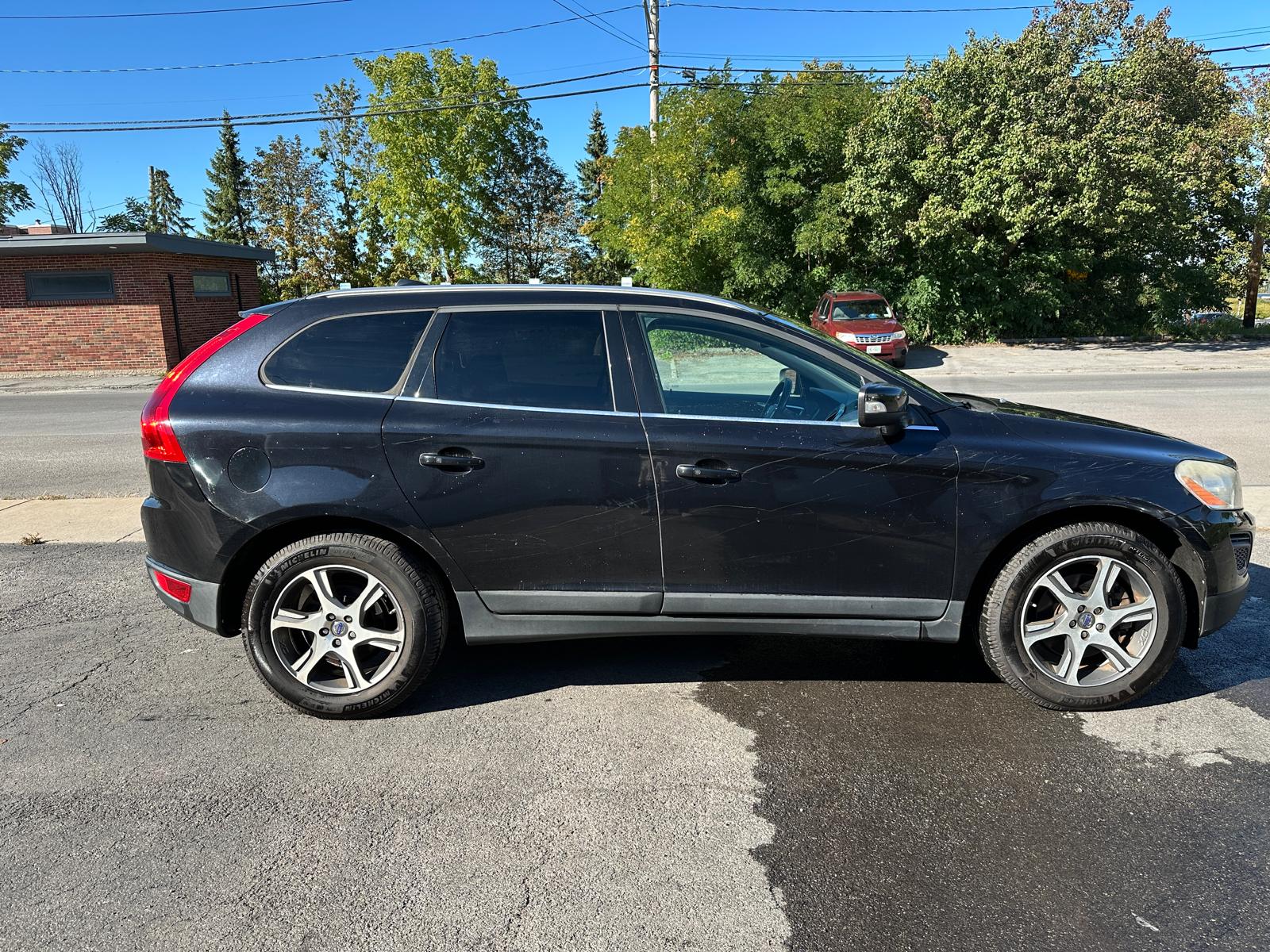 Volvo Xc60 for sale at Next Level Wholesale — photo 6