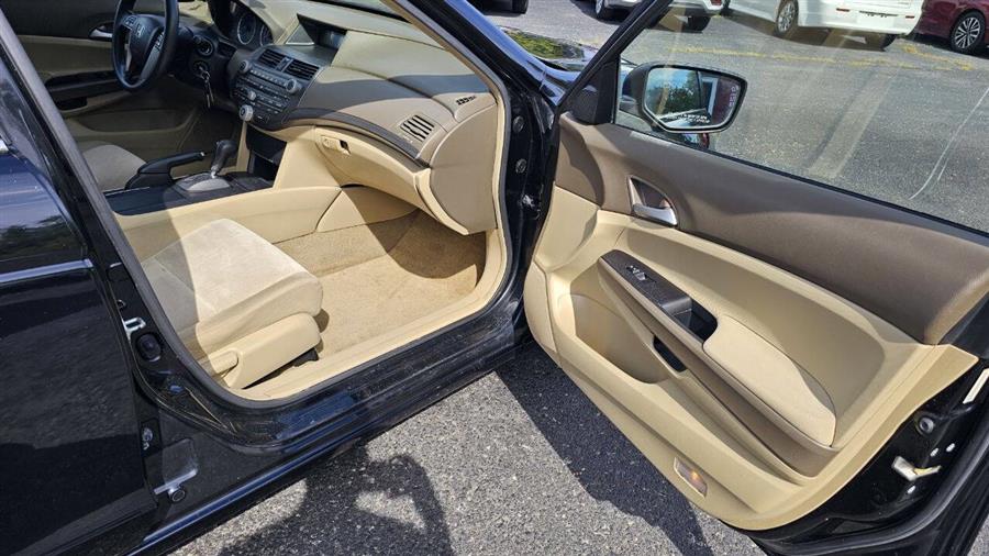 Honda Accord photo 16