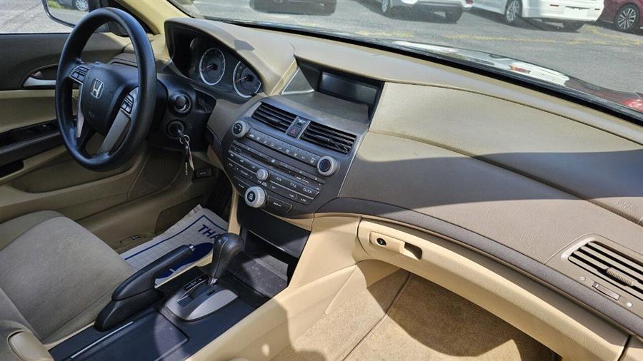 Honda Accord photo 17