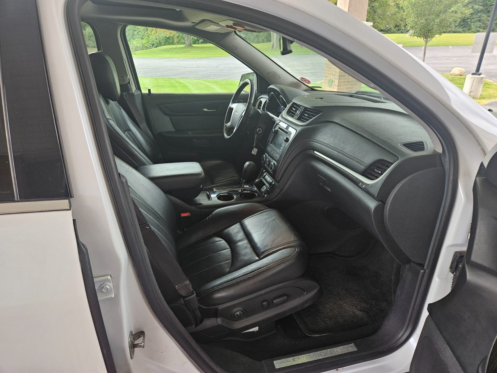 Chevrolet Traverse for sale at Chili Auto Outlet — photo 15