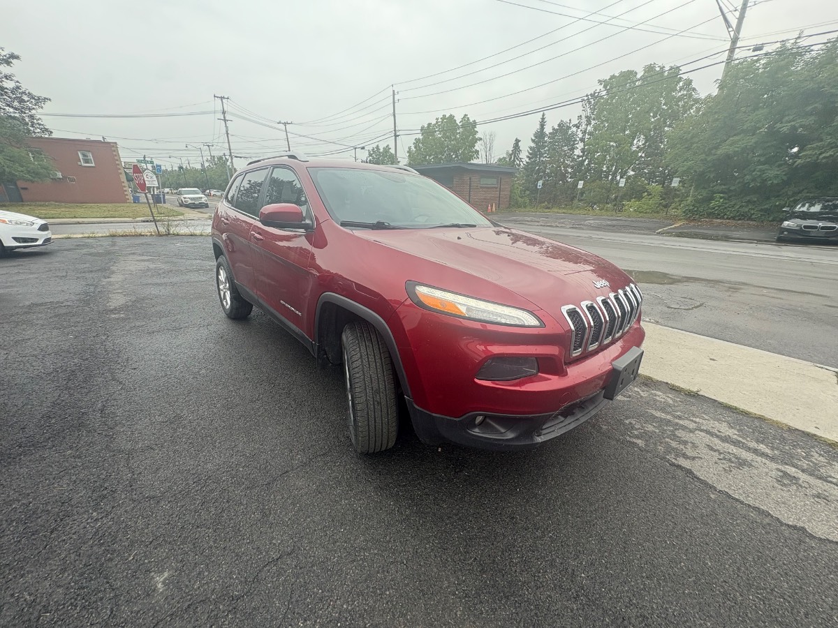 Jeep Cherokee photo 8