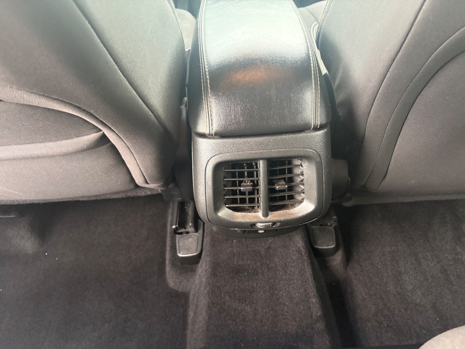 Jeep Cherokee photo 12