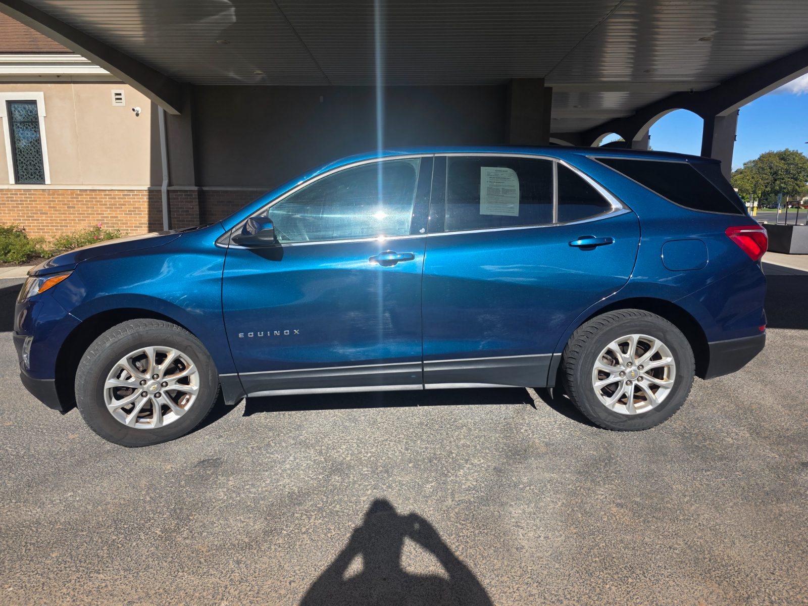 Chevrolet Equinox for sale at Chili Auto Outlet — photo 2