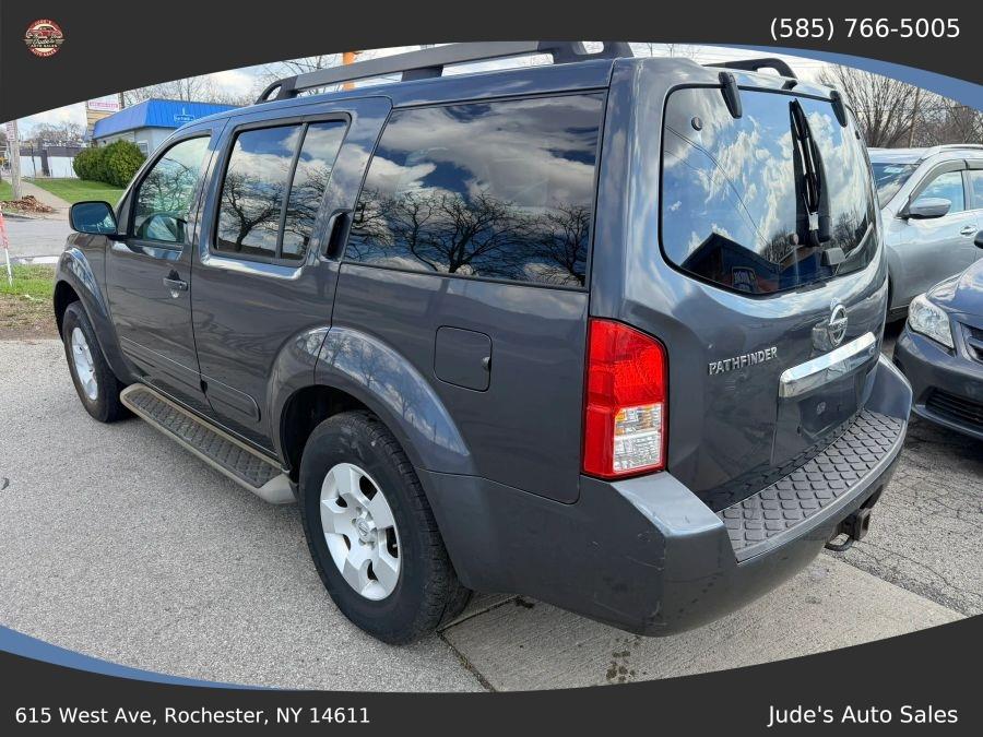 Nissan Pathfinder photo 6