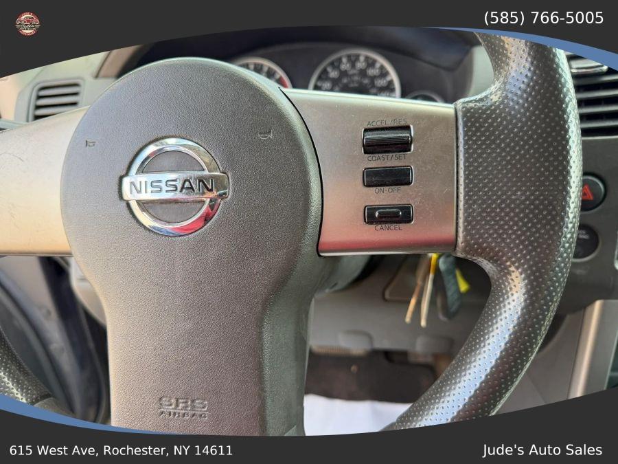 Nissan Pathfinder photo 11