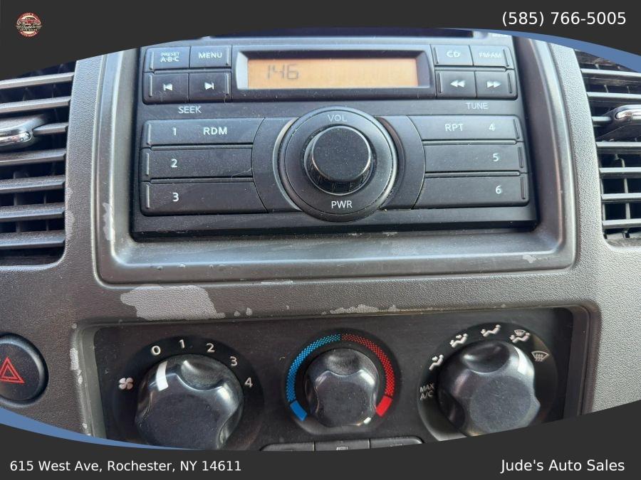 Nissan Pathfinder photo 16