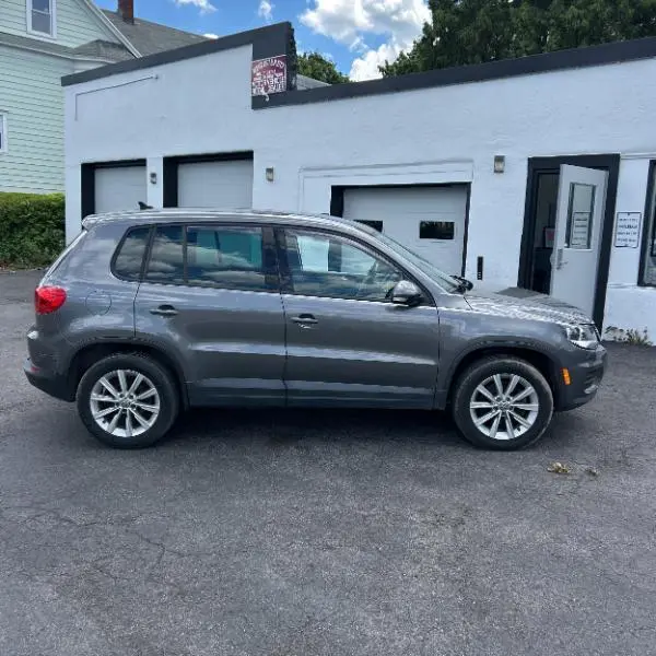 Volkswagen Tiguan for sale at Next Level Wholesale — photo 2