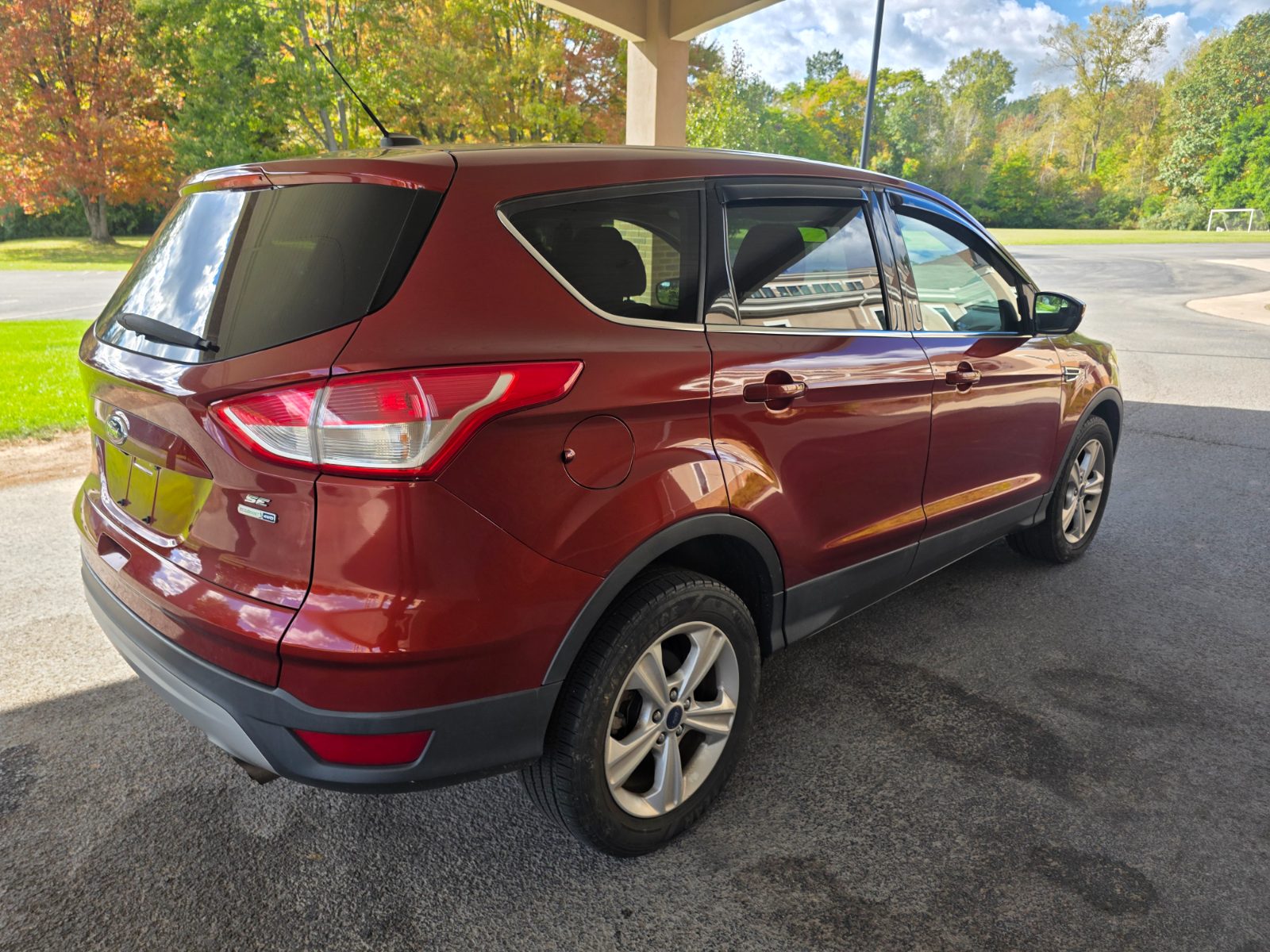 Ford Escape for sale at Chili Auto Outlet — photo 5
