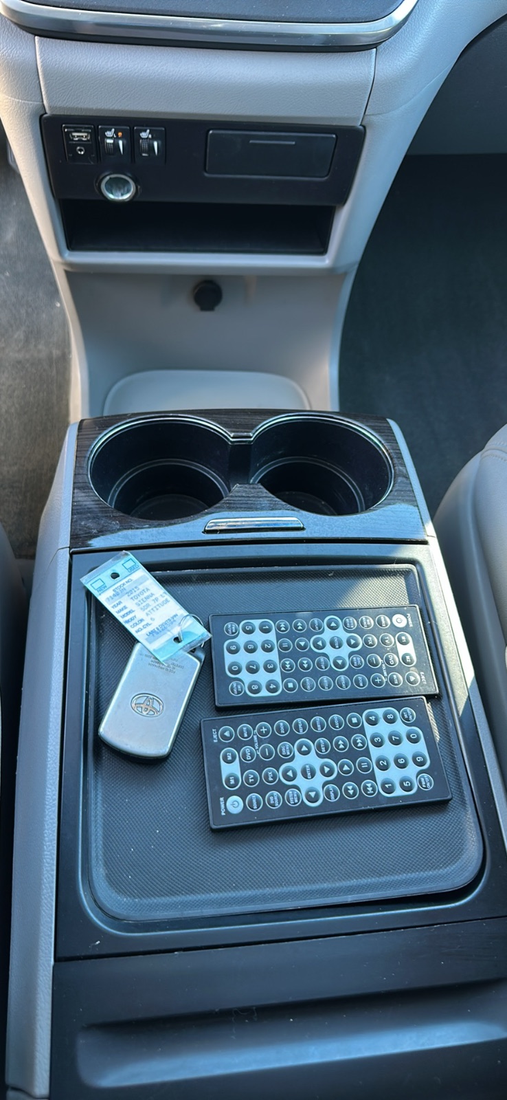 Toyota Sienna for sale at Next Level Wholesale — photo 19