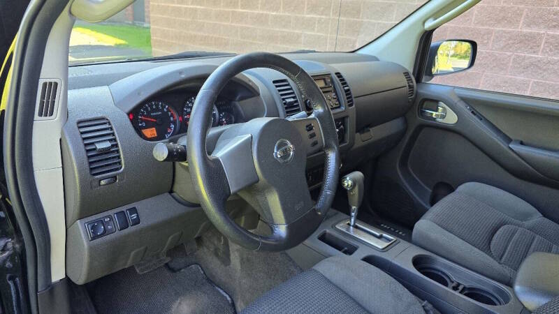Nissan Frontier for sale at Arcia Services — photo 15