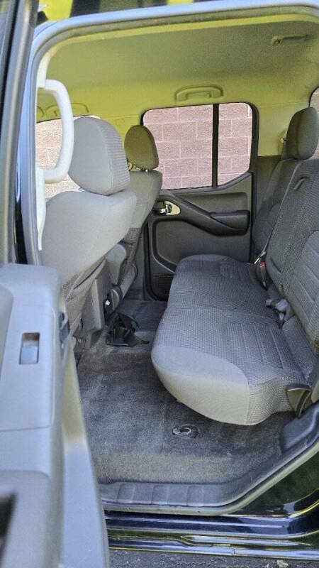 Nissan Frontier for sale at Arcia Services — photo 18