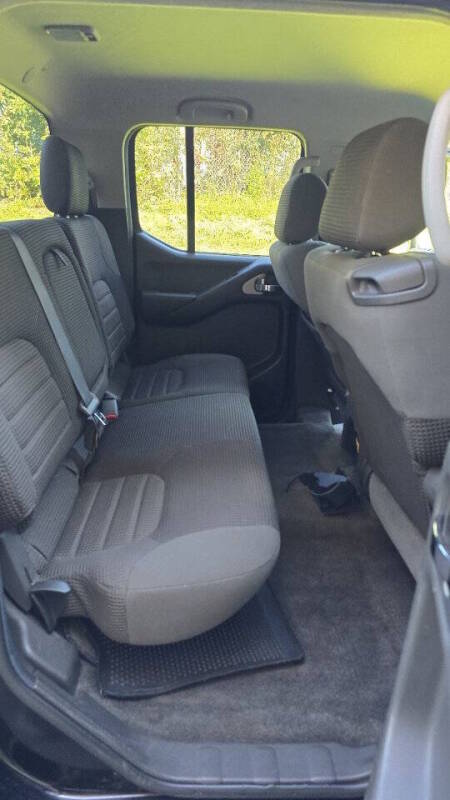 Nissan Frontier for sale at Arcia Services — photo 22