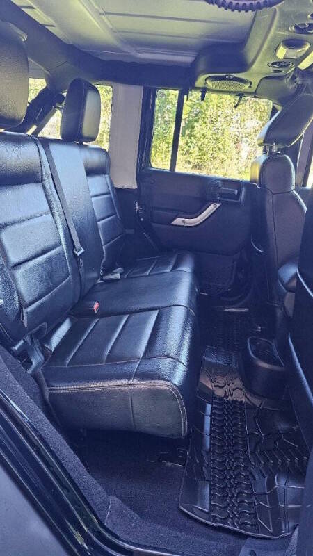 Jeep Wrangler Unlimited for sale at Arcia Services — photo 20