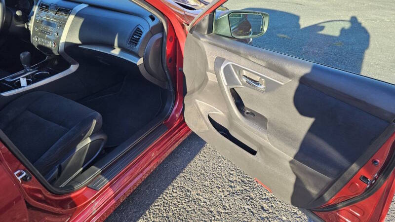 Nissan Altima for sale at Arcia Services — photo 19
