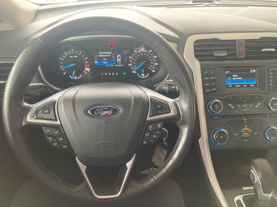 Ford Fusion photo 27
