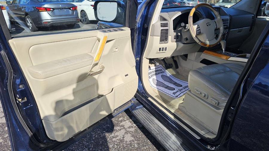 Infiniti Qx56 photo 9