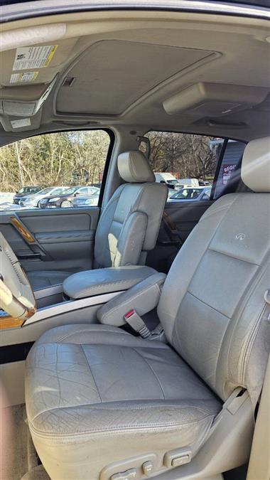 Infiniti Qx56 photo 11