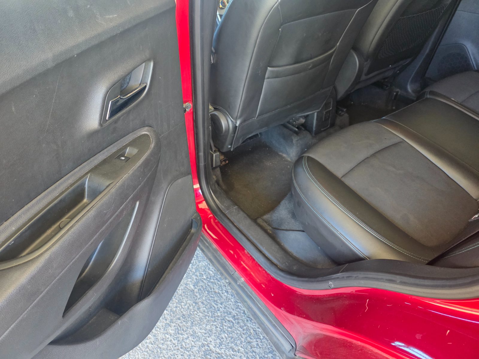 Chevrolet Trax for sale at Chili Auto Outlet — photo 11