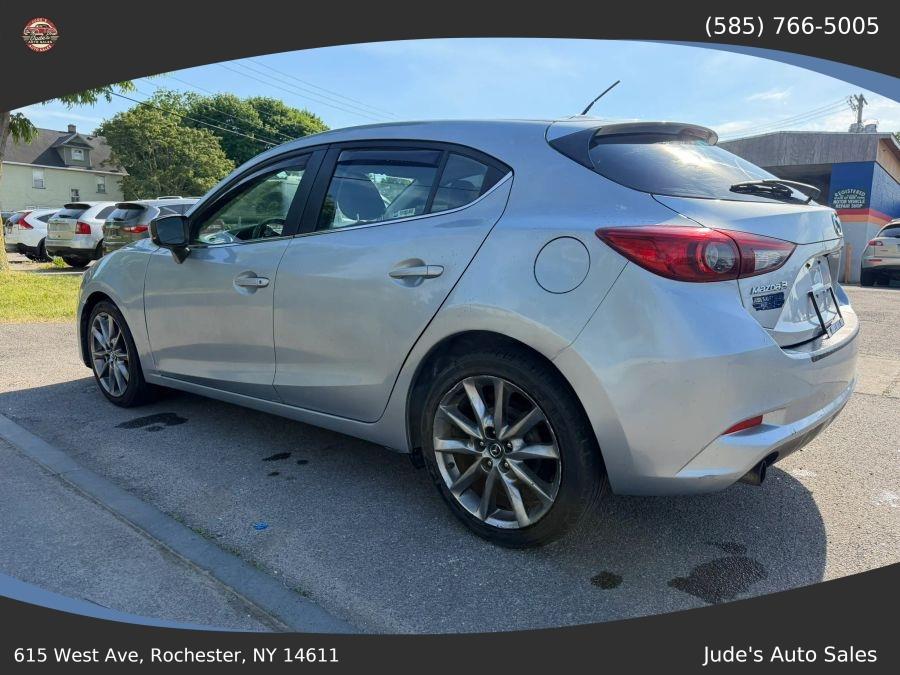 Mazda Mazda3 photo 4
