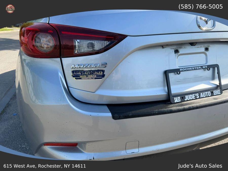 Mazda Mazda3 photo 9