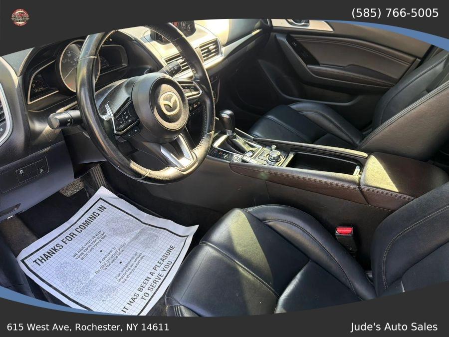 Mazda Mazda3 photo 18