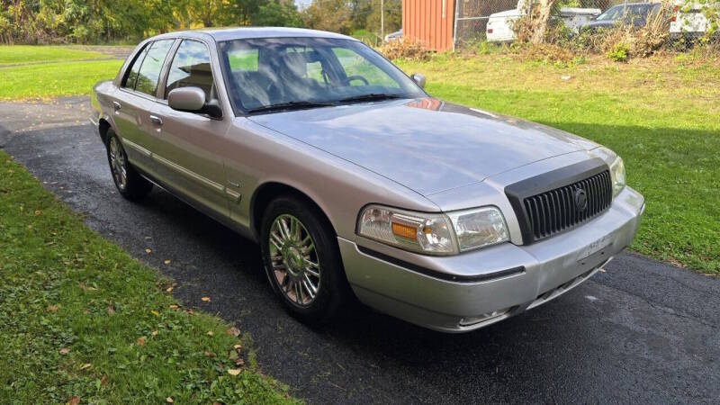 Mercury Grand Marquis for sale at Arcia Services — photo 3