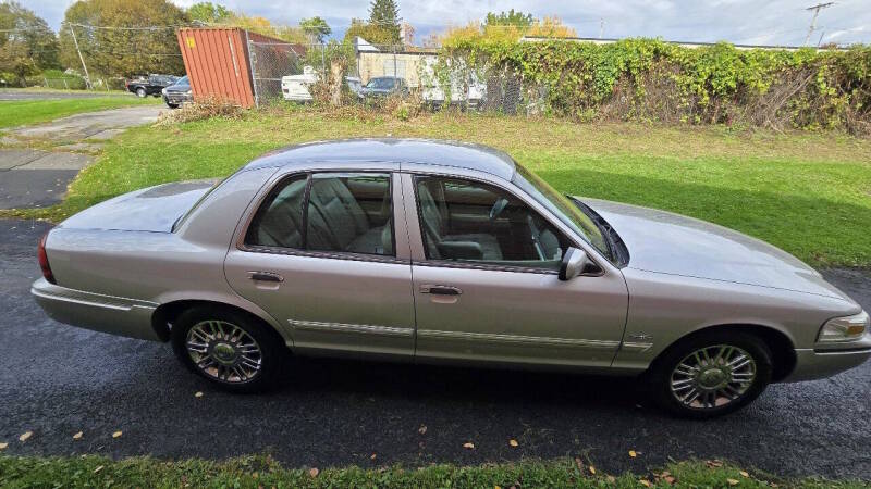 Mercury Grand Marquis for sale at Arcia Services — photo 4