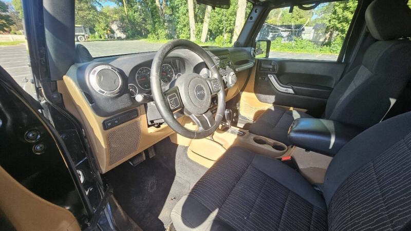 Jeep Wrangler Unlimited for sale at Arcia Services — photo 10