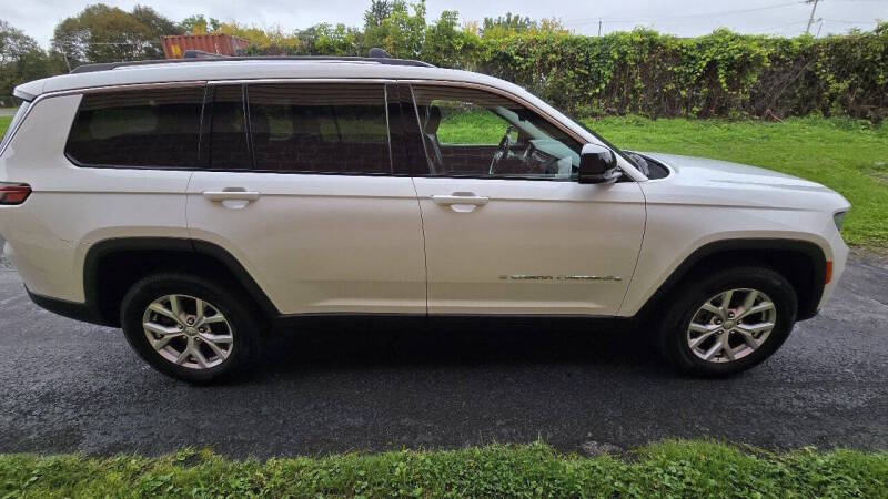 Jeep Grand Cherokee L for sale at Arcia Services — photo 4
