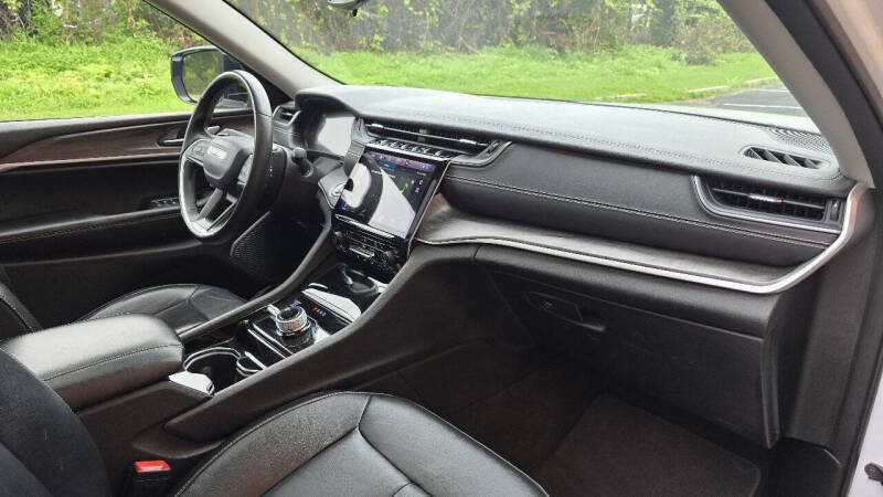 Jeep Grand Cherokee L for sale at Arcia Services — photo 23
