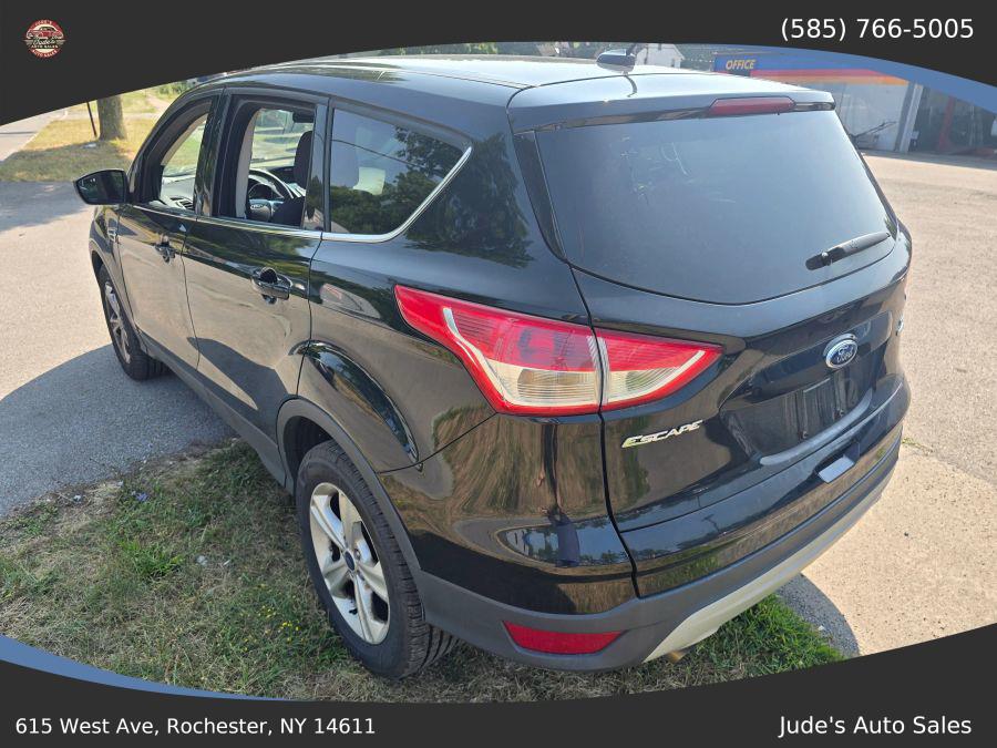 Ford Escape photo 6