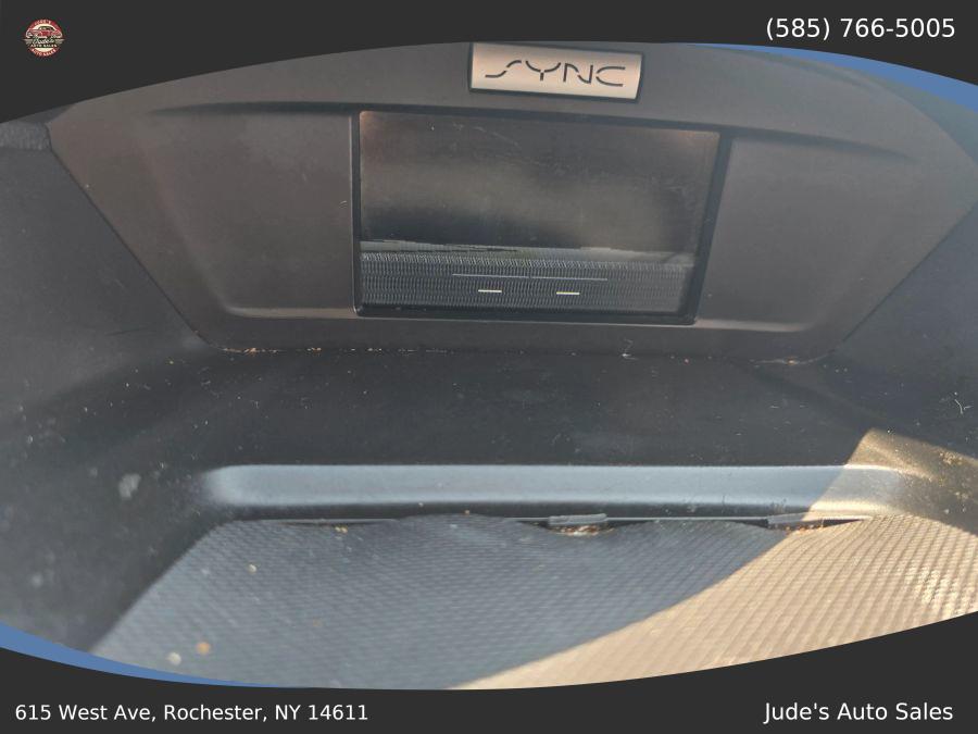 Ford Escape photo 15