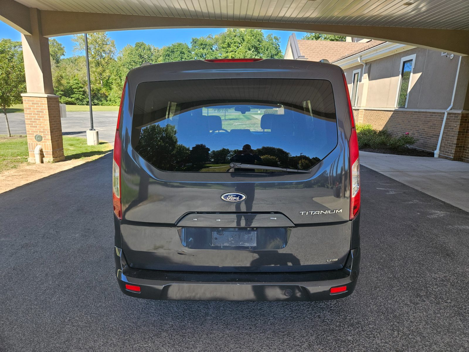 Ford Transit Connect for sale at Chili Auto Outlet — photo 4
