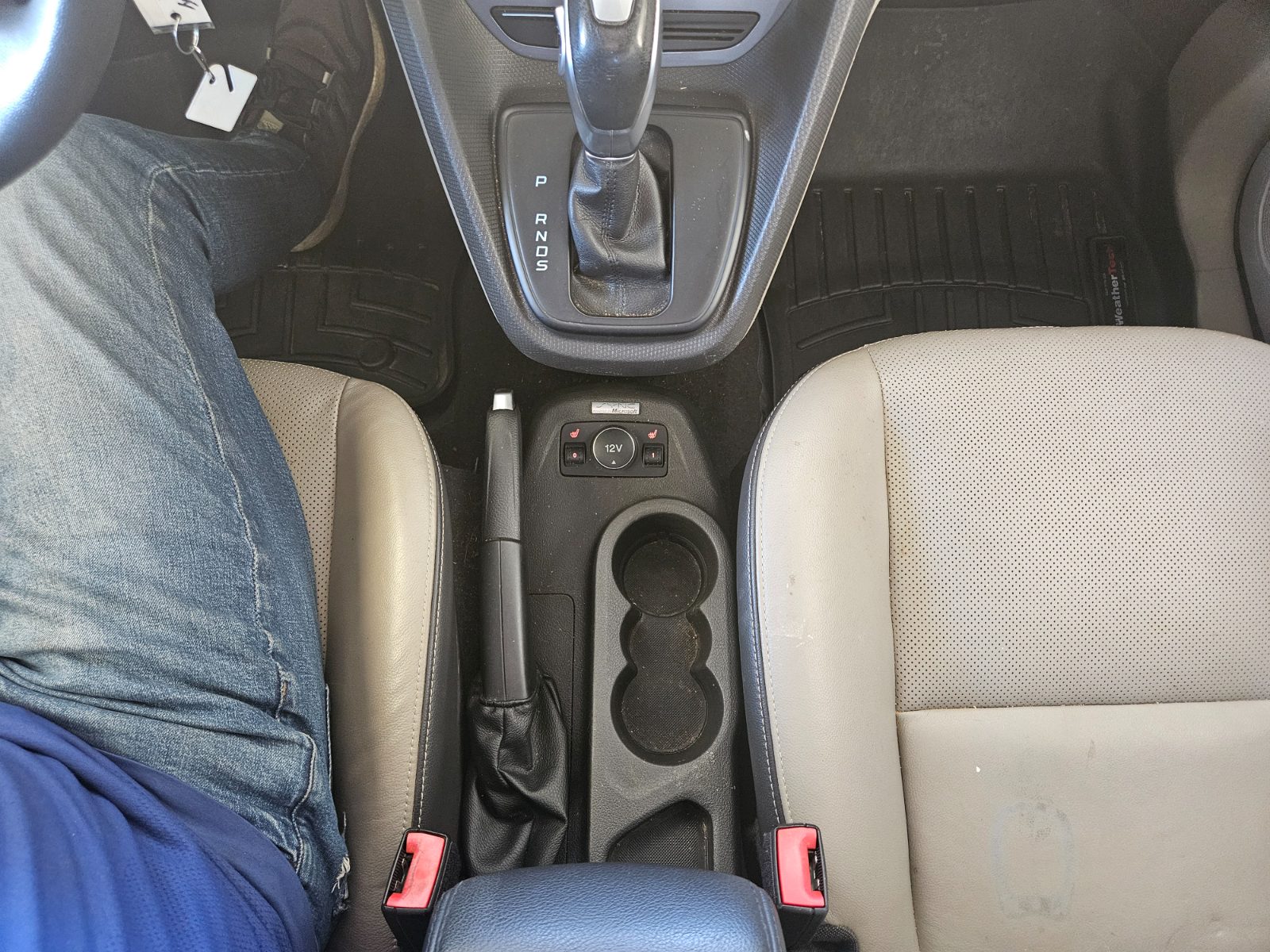 Ford Transit Connect for sale at Chili Auto Outlet — photo 21