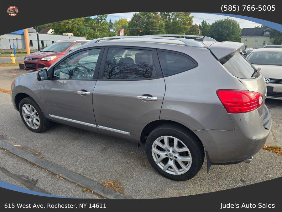 Nissan Rogue photo 6