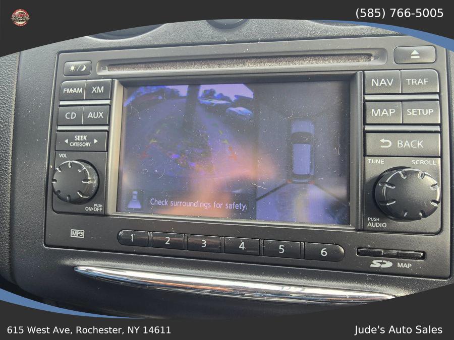 Nissan Rogue photo 11