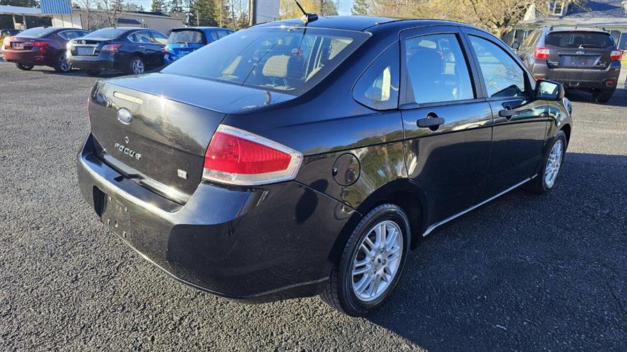 Ford Focus photo 8