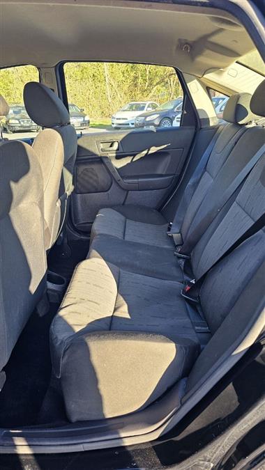 Ford Focus photo 15