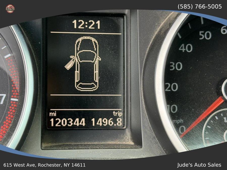 Volkswagen Golf photo 16