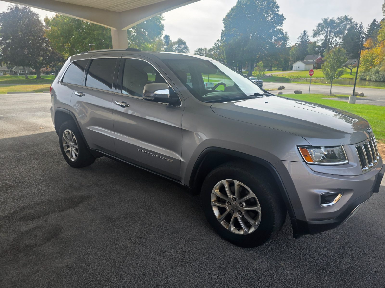 Jeep Grand Cherokee for sale at Chili Auto Outlet — photo 7