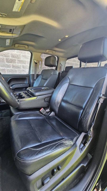 Chevrolet Silverado 1500 for sale at Arcia Services — photo 14