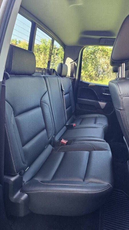 Chevrolet Silverado 1500 for sale at Arcia Services — photo 17